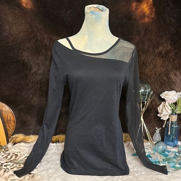 Fabletics | Tops | Fableticstopm625 | Poshmark